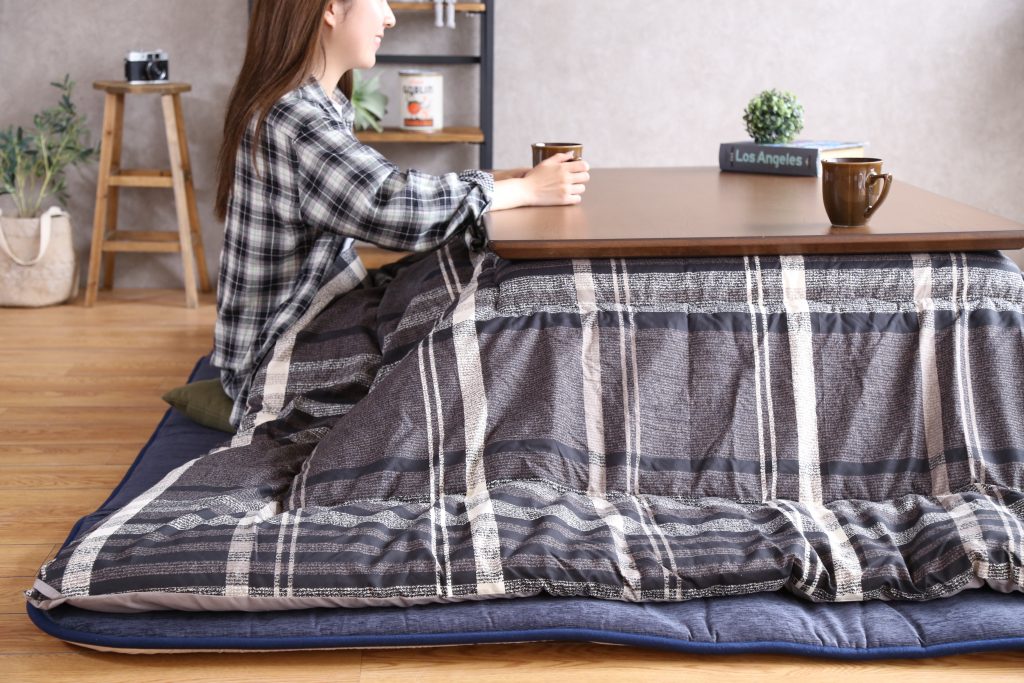 オールシーズン使えるオシャレこたつ♪今年も入荷しました！